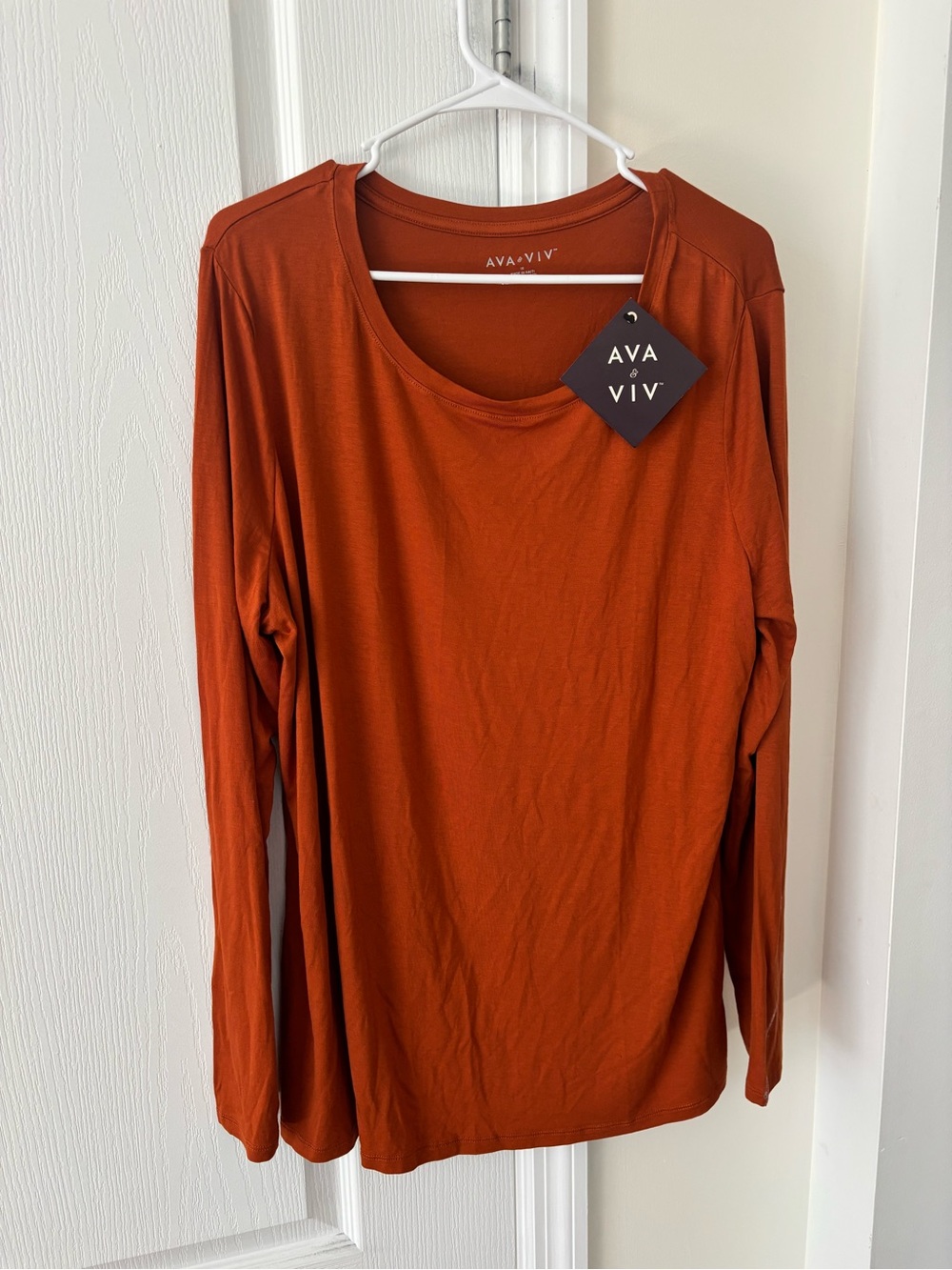 Ava & Viv Rust Long Sleeve Crewneck Top